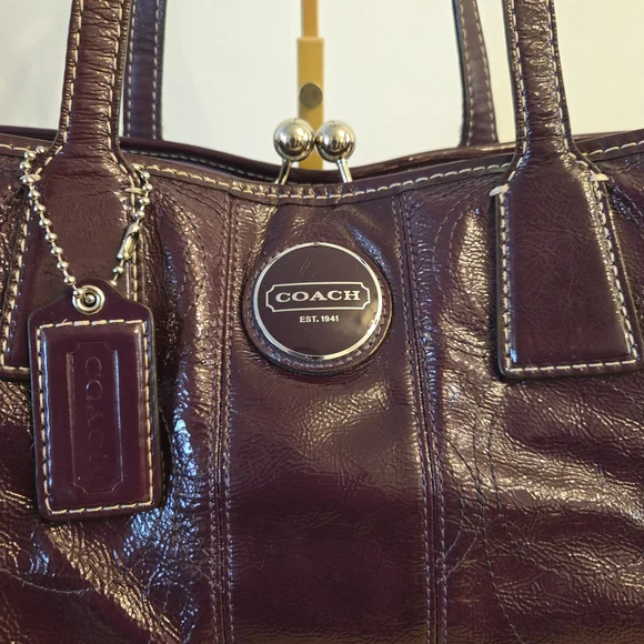 Y2K vintage Coach Signature Frame Carryall. Kisslock. Deep Plum. - Picture 2 of 14